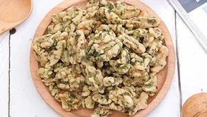 Орехи с морскими водорослями